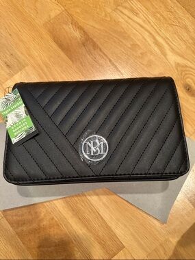 Studio Badgley Mischka Black Leather Chain Shoulder Bag